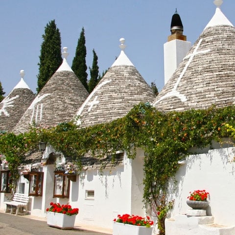 1500312309-_Apulia_Alberobello_Trulli_GL