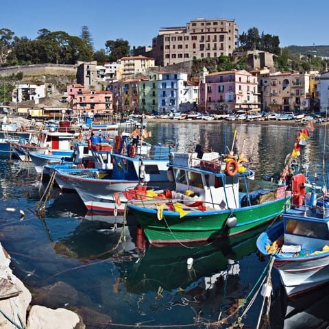 1500579201-_Campania_Sorrento_Marina_Grande_dock_GL