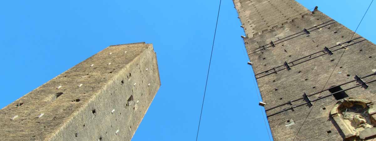 Emilia Romagna Bologna Asinelli Leaning Towers