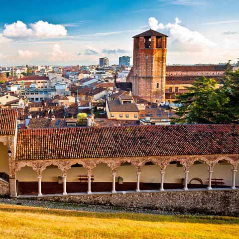 Friuli_Udine_City_Historical_Center_View_480x480_GL01