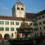 Trentino_Bolzano_Monastery_Square_Cloister
