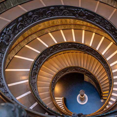 Lazio_Rome_Vatican_Bramante_Spiral_Stairs_480x480_GL0001