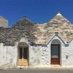 Apulia_Alberobello_Trulli_Unesco_Cone_Roofs