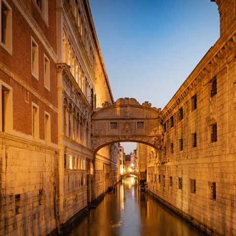 Veneto_Venice_Sigh_Bridge_View_Sospiri_480x480_GL0003