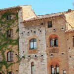 Tuscany_San_Gimignano_Details_Buildings_History_Views