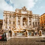 Lazio_Rome_Trevi_Fountain_Monumenet_People