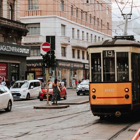 Lombardy_Milan_Architecture_City_View_Monuments_Building_Culture_480x480_GL24