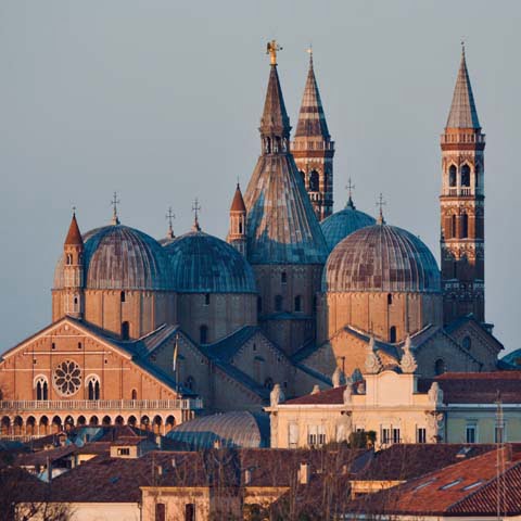 Veneto_Padua_View_Panorama_Roof_Cathedral_Architecture_480x480_GL07