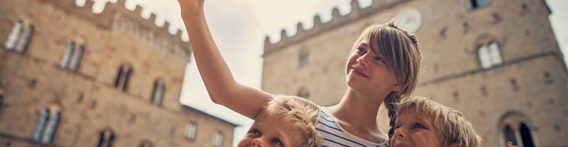 Tuscany_Volterra_Family_Kids_Tourists_Priory_Palace