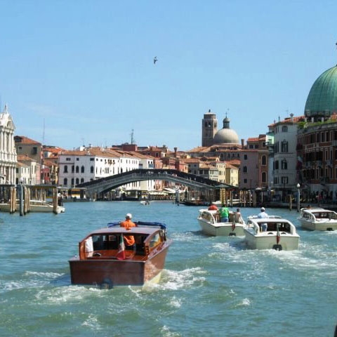 1483749765-_Veneto_Venice_Grand_Canal_Navigation_Traffic_GL