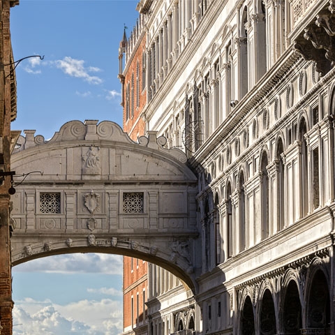 1483808160-_Veneto_Venice_Sigh_Bridge_Doge_Palace_GL