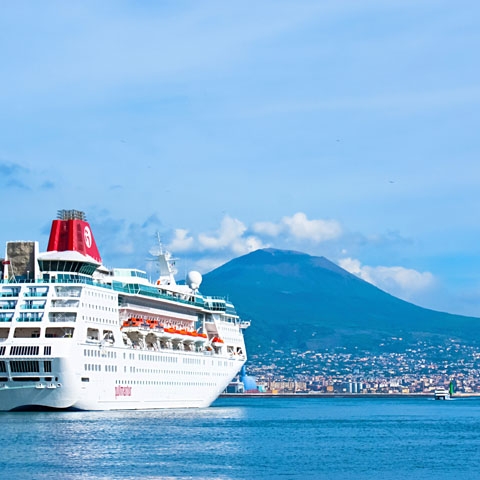 1483812344-_Campania_Naples_Bay_Cruise_GL