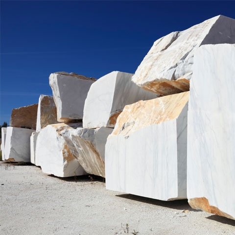 1483815667-_Tuscany_Carrara_Querry_Stone_Particular_GL1