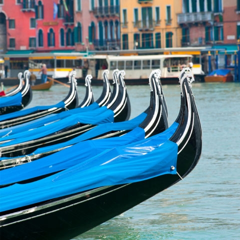 1484401659-_Veneto_Venice_Gondola_Parking_Lot_5_GL1