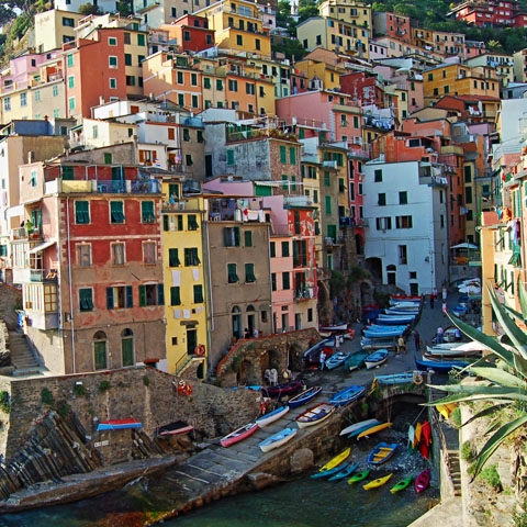 1499365296-_Liguria_Cinque_Terre_Colorful_town_3_GL1