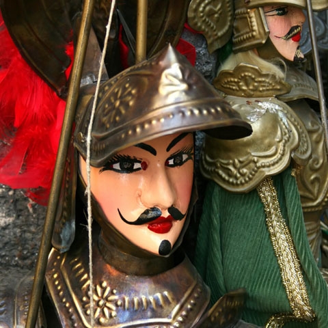 1500575289-_Sicily_Details_Pupi_Siciliani_GL1