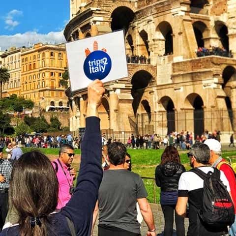 1499824806-_Lazio_Rome_People_Trips2Italy_Colosseum_Outside_2_GL02