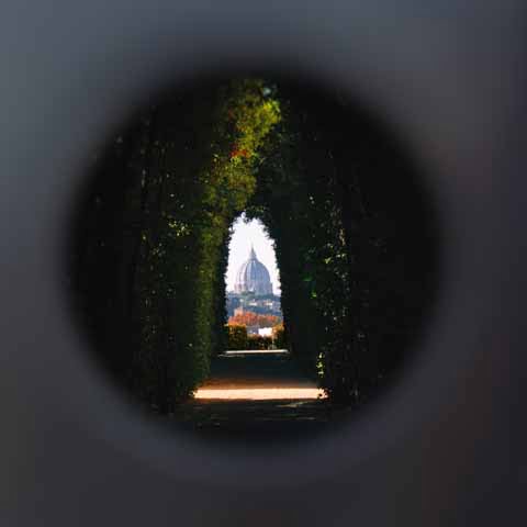 Lazio_Rome_St_Peter_Malta_Keyhole_480x480_GL