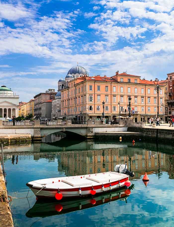 T2I-Friuli-Venezia-Giulia-TRIESTE-Canals-Architecture-Culture-1185260593