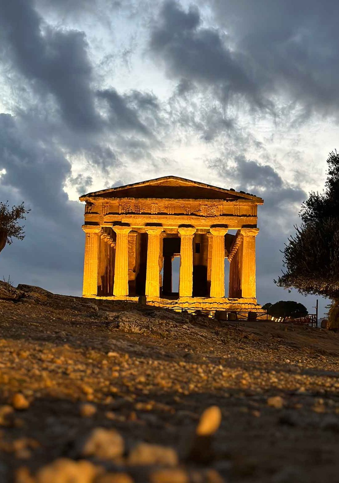 T2I-Sicily-Agrigento-history-Culture-Temple-Valley-AT-T2I0003